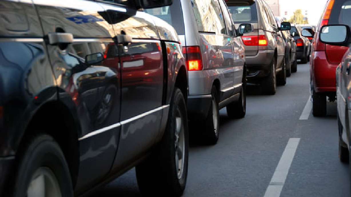 Lawmaker considers dropping auto safety inspections