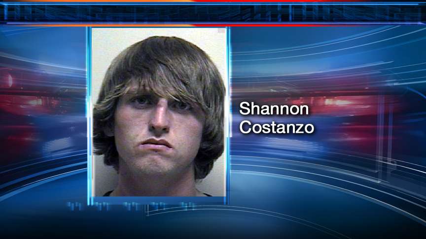 Alert homeowner helps police track down car prowler