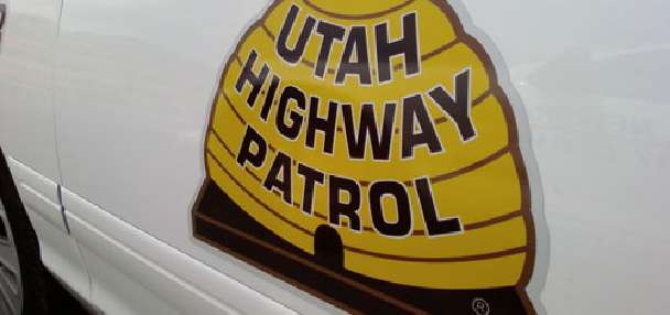 2 officers hit by car, 1 injured near Beaver