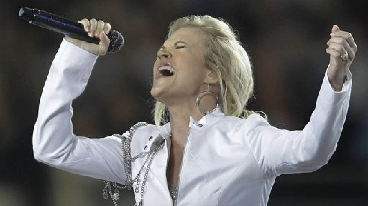 Carrie Underwood to headline 2010 Stadium of Fire