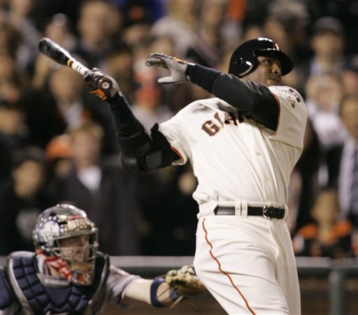 Bonds Hits No. 756 to Become New Home Run King