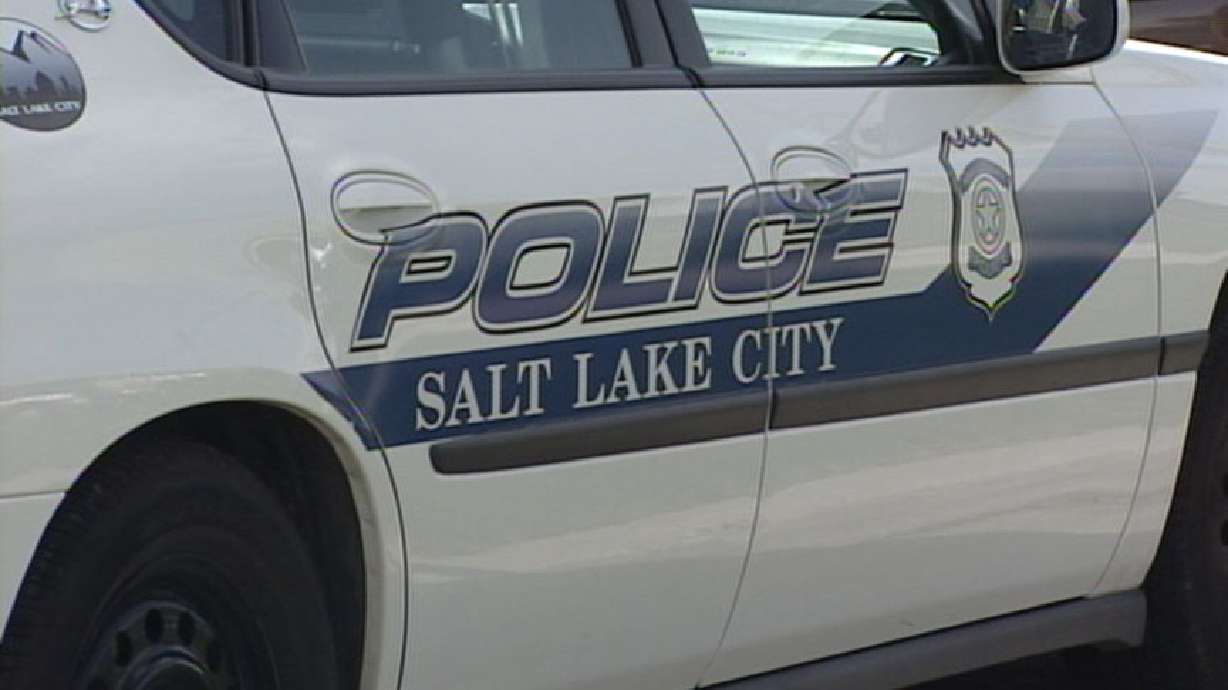 1 injured after man shoots into crowd near homeless shelter, police say