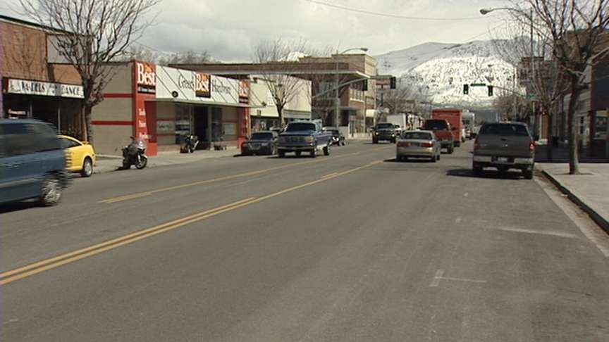 Police bust prostitutes who advertised online