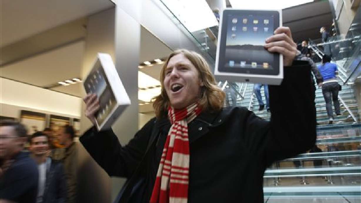 iPad: Critics love it but see its flaws