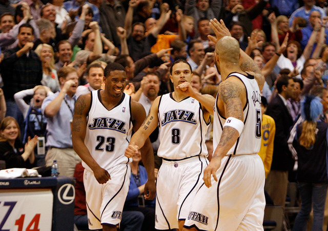 Jazz mulling options as Wesley Matthews contract waits