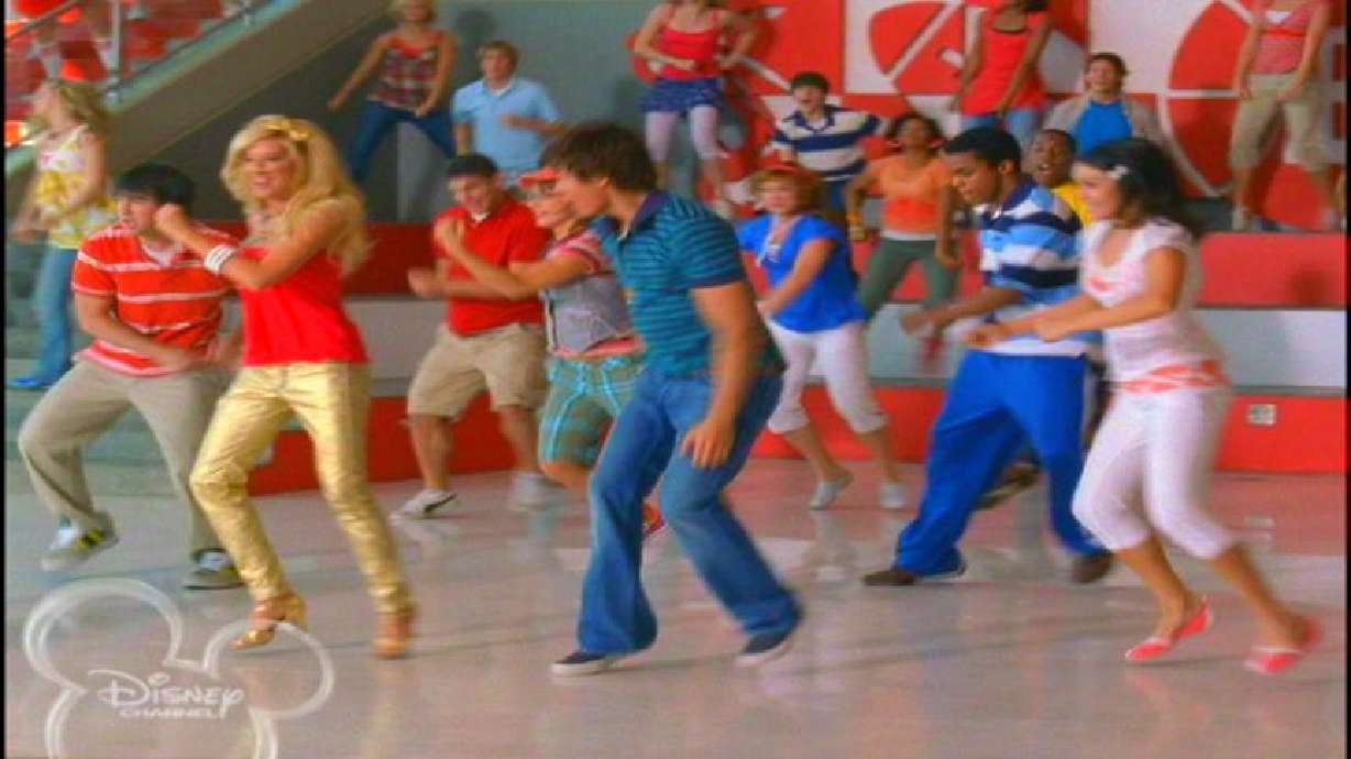 "High School Musical 2" Premiers Tomorrow