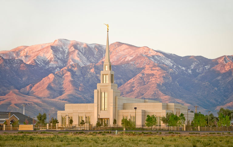 Gila Valley Arizona LDS temple opens to public for tours