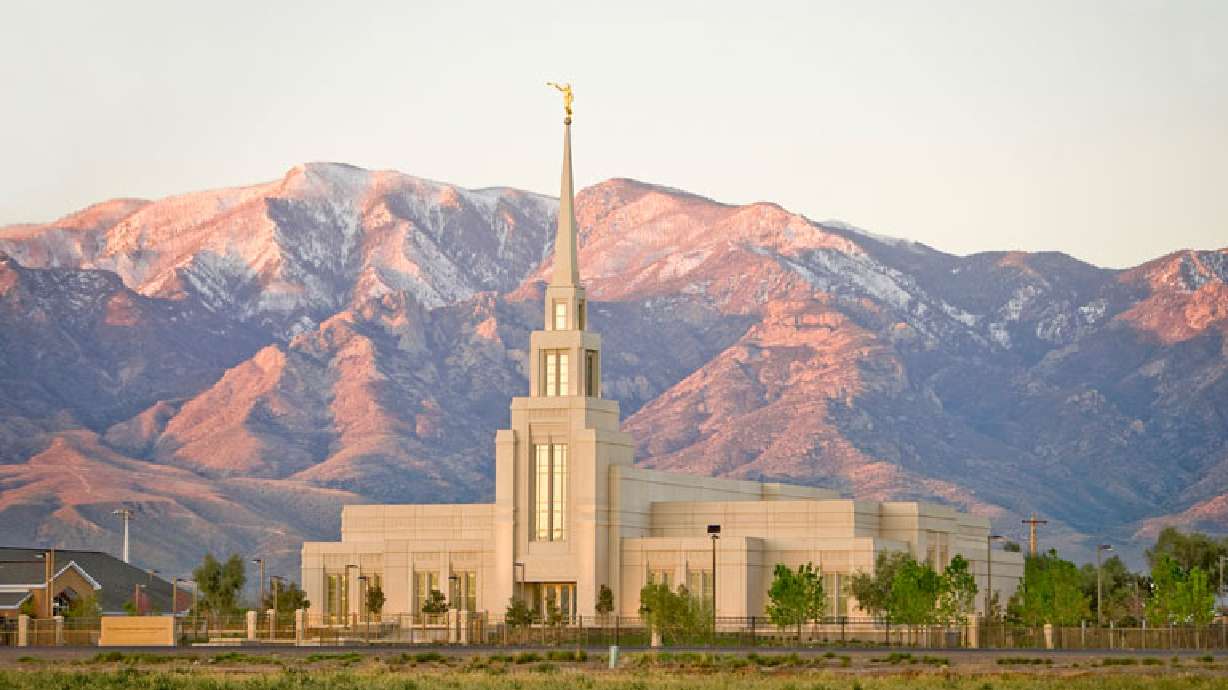 Gila Valley Arizona LDS temple opens to public for tours