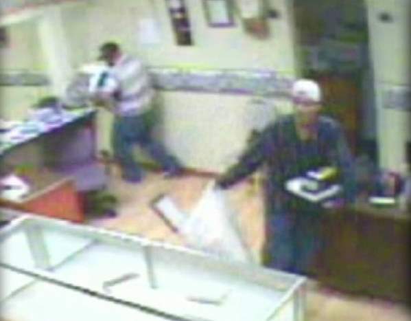 Police Searching for Jewelry Store Robbers