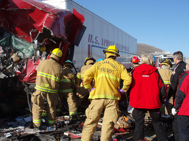 Two Semi's Collide in Parley's Canyon