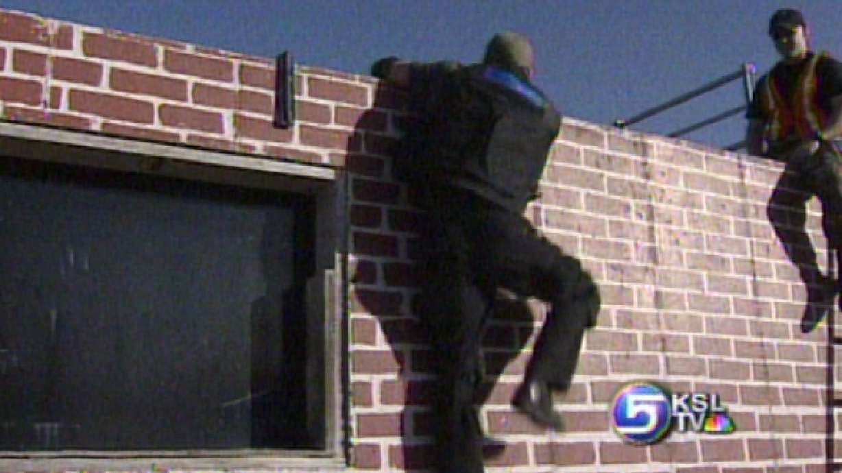 Officers Attend SWAT School