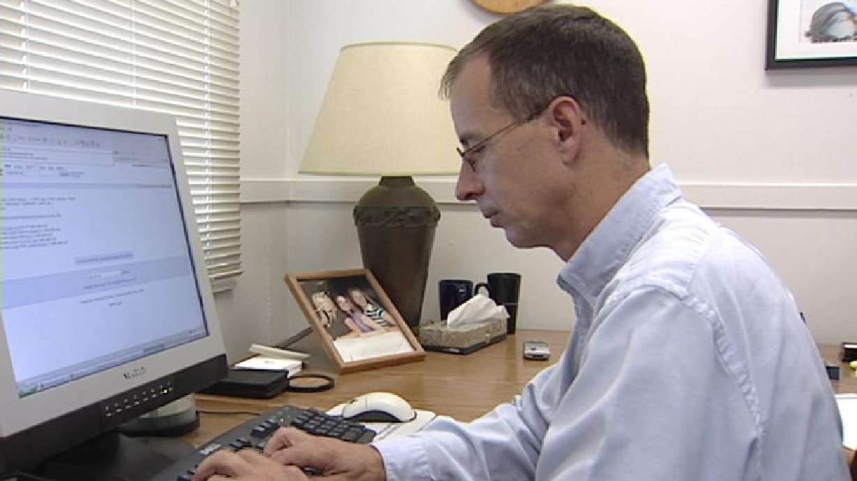 Explosives Researcher Explains Danger of Liquid Explosives