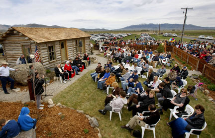 Osmond family dedicates cabin and museum to mother Olive