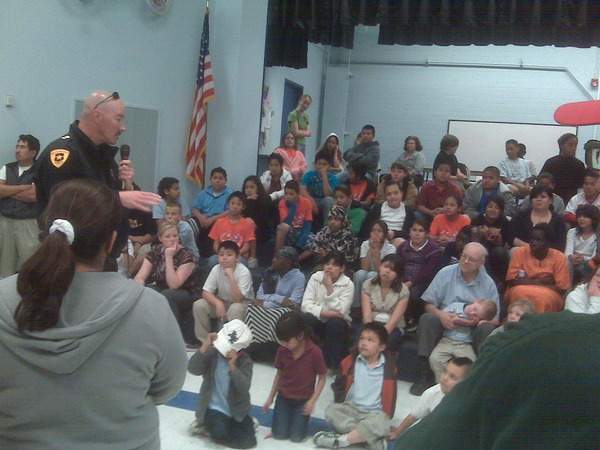 Salt Lake City Police Chief Chris Burbank talked with students at Edison Elementary during the lockdown. (Photo courtesy Salt Lake City Police Department)