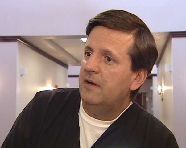 Luiz Meneghin says his goal is to have his father hear him sing professionally before he dies.