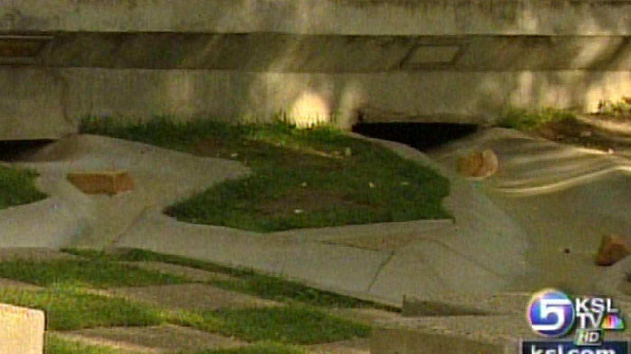 Public Fountains to be Turned Off Because of Parasite