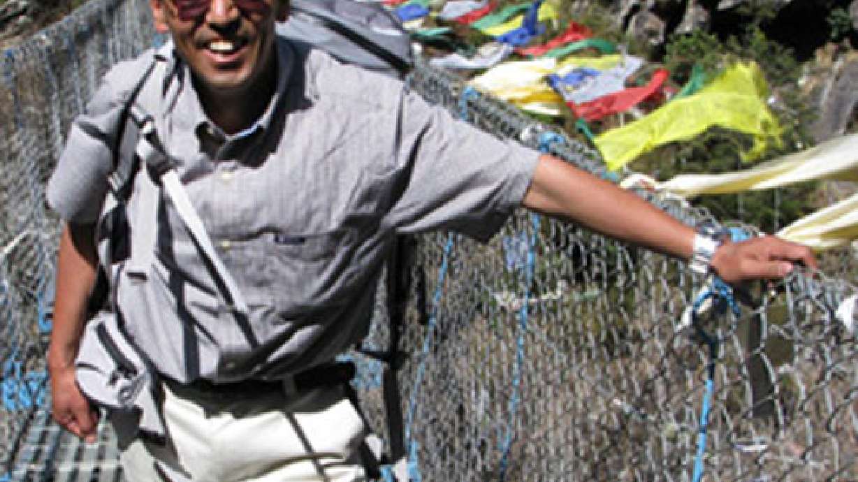 Salt Lake City Sherpa breaks own record for Everest climbs