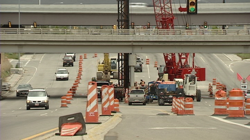 Parts of 3300 South closed for FrontRunner construction