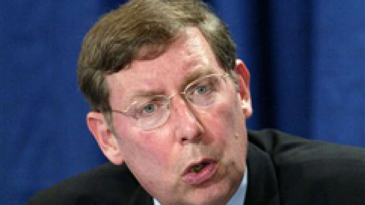 Former USU President Dies Swimming off South Carolina Beach