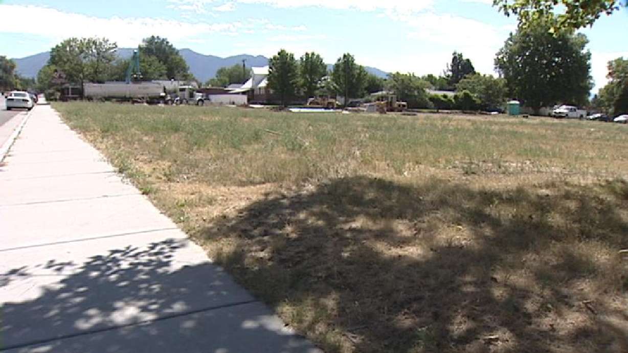 Police Chase Ends Near Elementary School