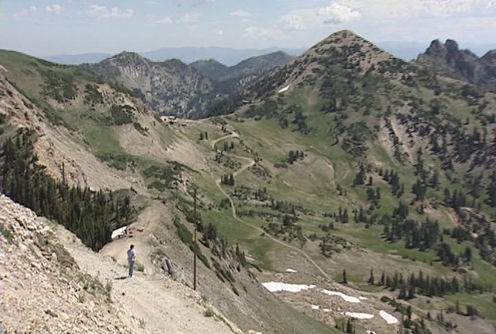 Snowbird extends skiing through weekend