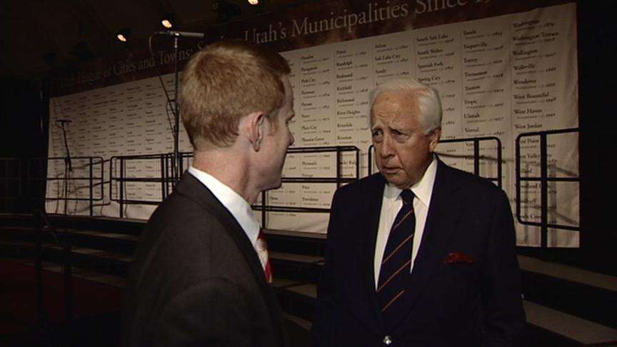 Hinckley and McCullough Honored by Utah Group