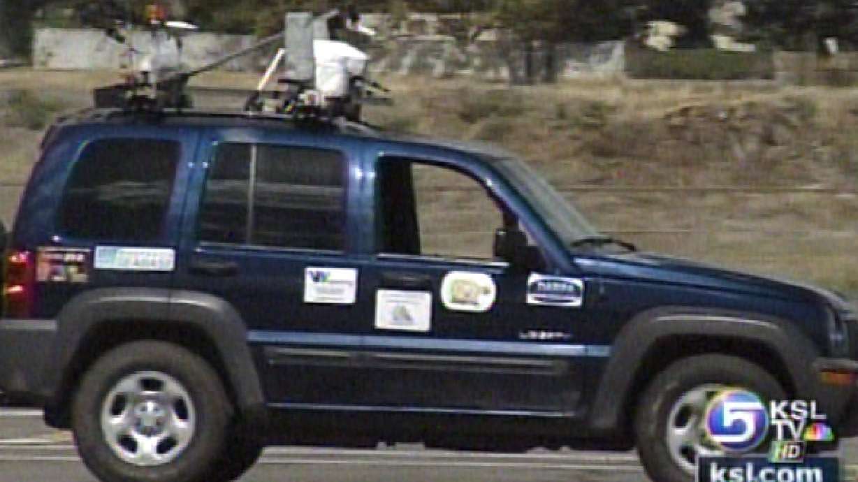 Utahns Prepare for Driverless Car Competition