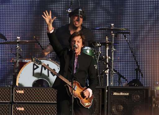 British singer Paul McCartney performs at the 'Hard Rock Calling 2010' event in Hyde Park, London, Sunday, June 27, 2010. (AP Photo/Andy Paradise)