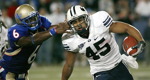 Smith Throws for 5 TDs as Tulsa beats BYU 55-47