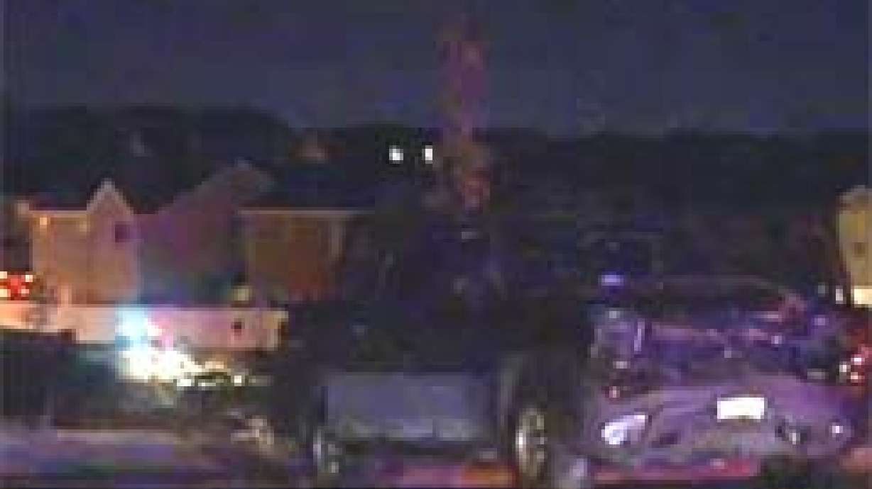 Two People Injured in Traffic Accident