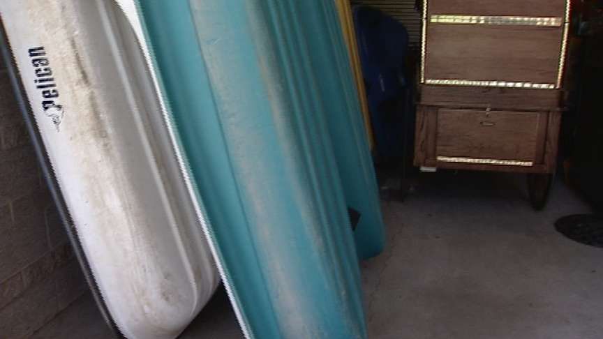 Business losing money because of Chevron oil spill