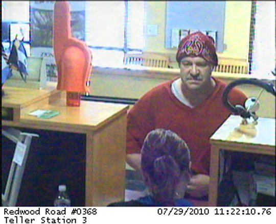 Escaped Idaho inmate linked to Utah bank heist