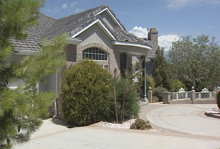 Squatters live in St. home for 9 months