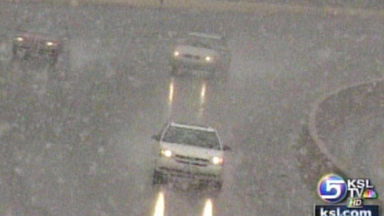 Snow Hits the Wasatch Front: Photo Gallery