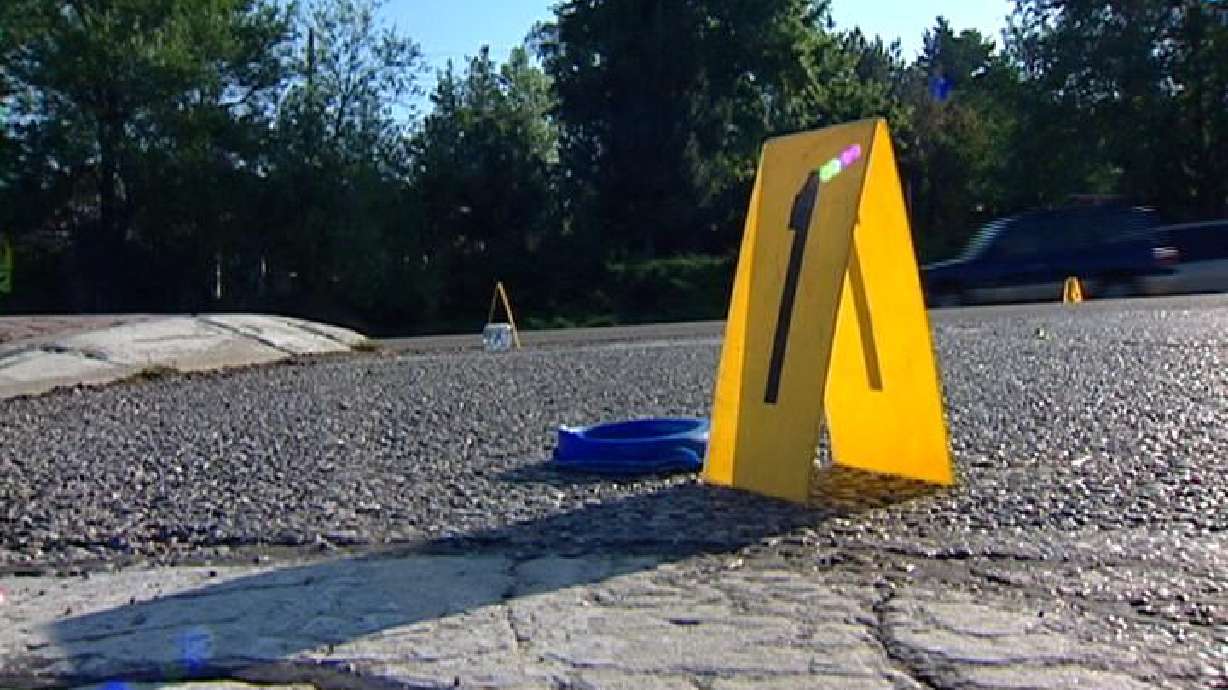 Fatal pedestrian accidents up 15% from 2010 to 2011, DPS says