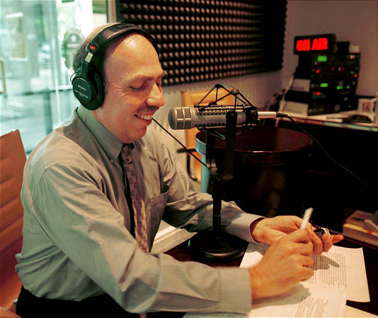 Cancer claims Chris Tunis, sports radio pioneer