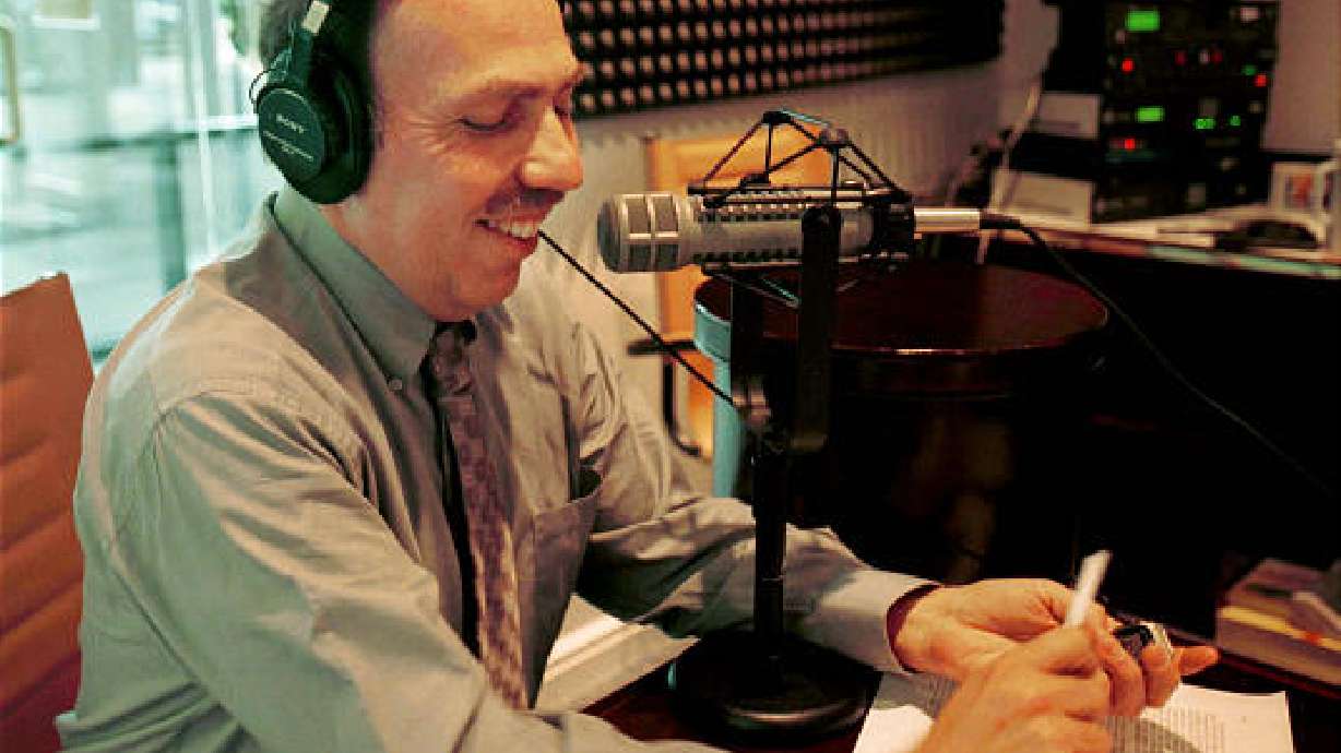 Cancer claims Chris Tunis, sports radio pioneer