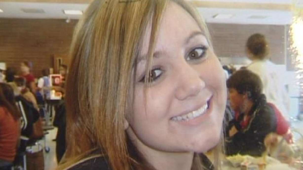 Family, Friends Mourn Teen Who Died in Car Wreck