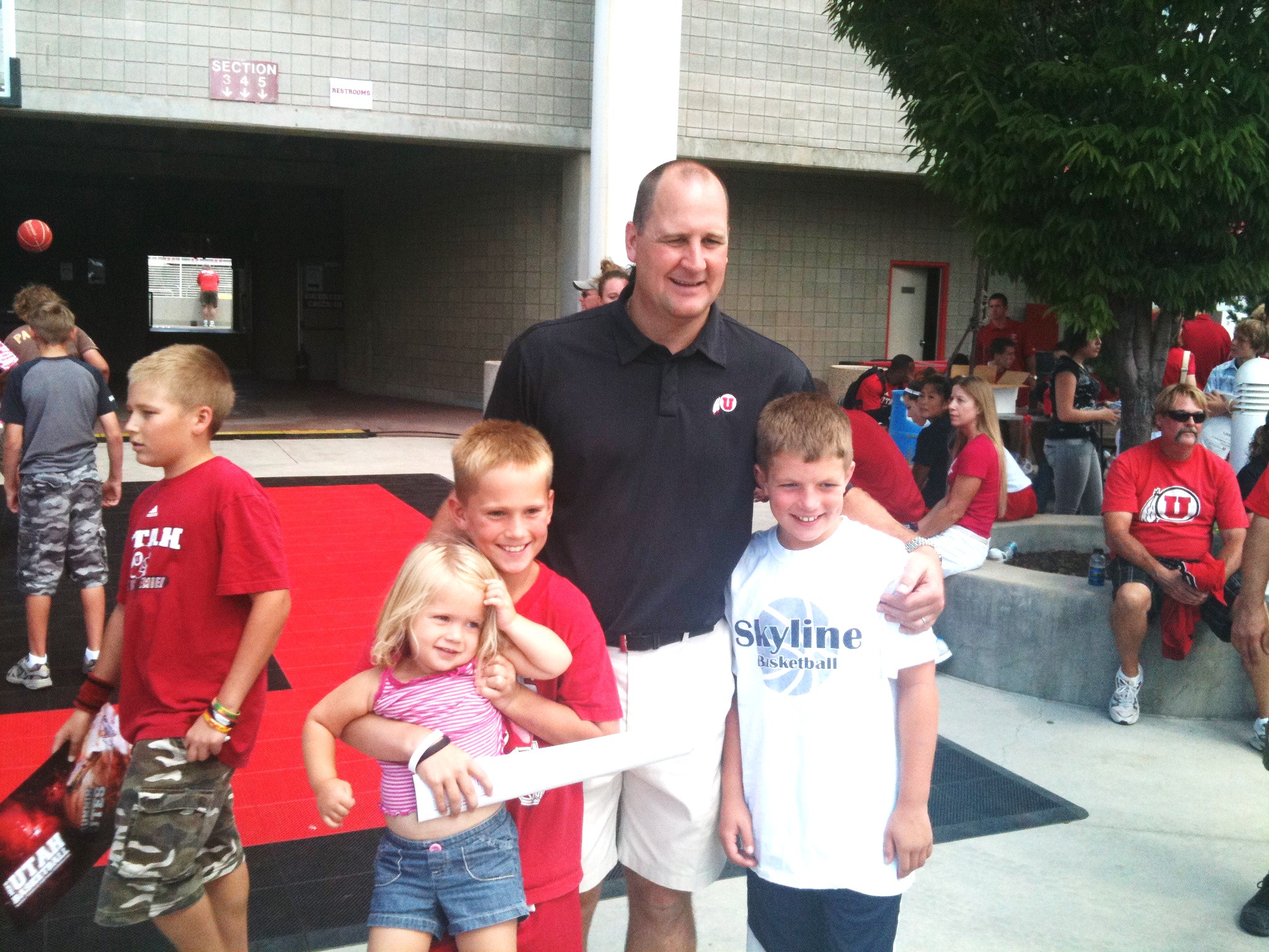 Ute players, coaches meet the public at Fan Fest