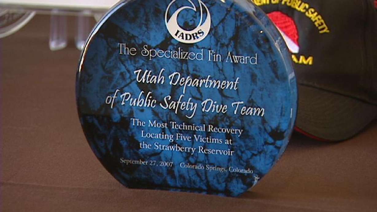 Utah Dive Team Wins National Award