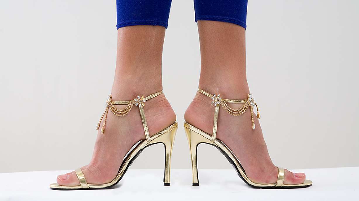 High-Heels vs. Flats