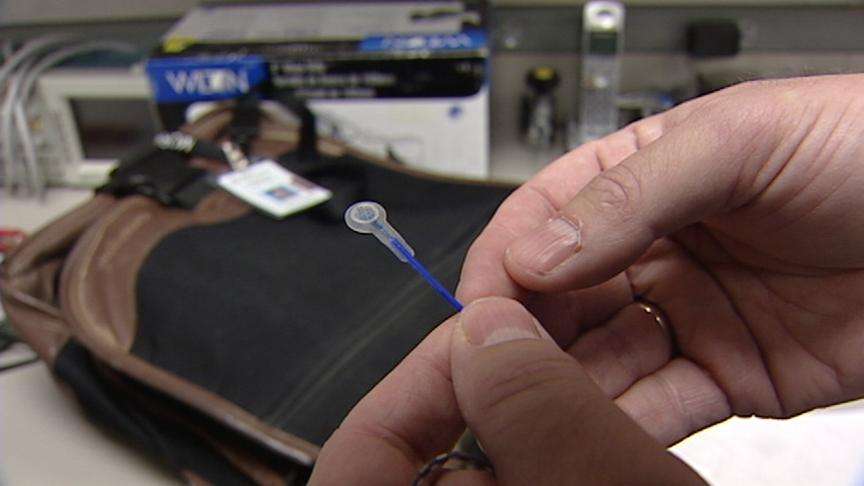 A micro-electrocorticographic imaging device translated brain signals into words. It used two grids of microelectrodes implanted beneath the skull, without penetrating the brain.