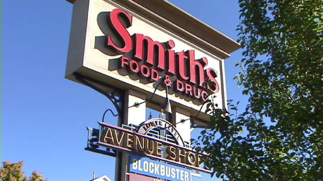 Police Searching for Man Who Robbed a Pharmacy