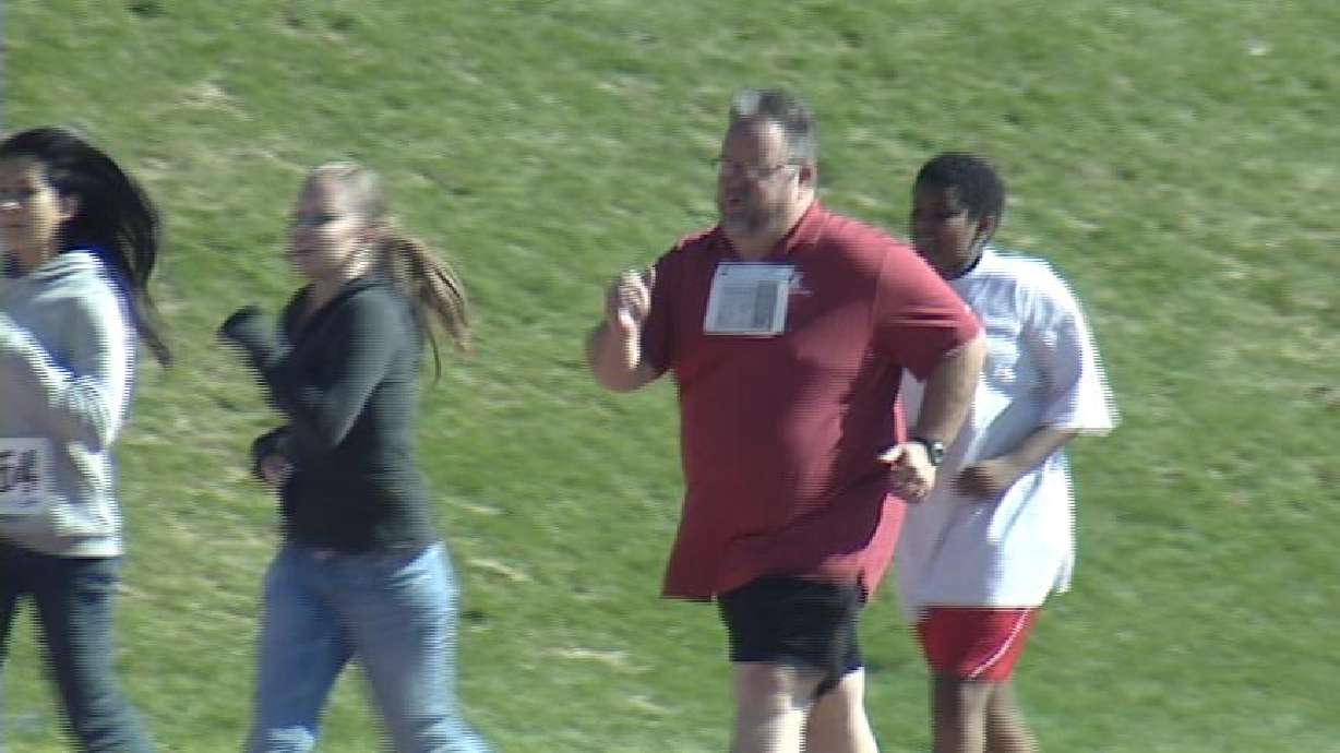 Students and Faculty Support Principal's Personal Goal