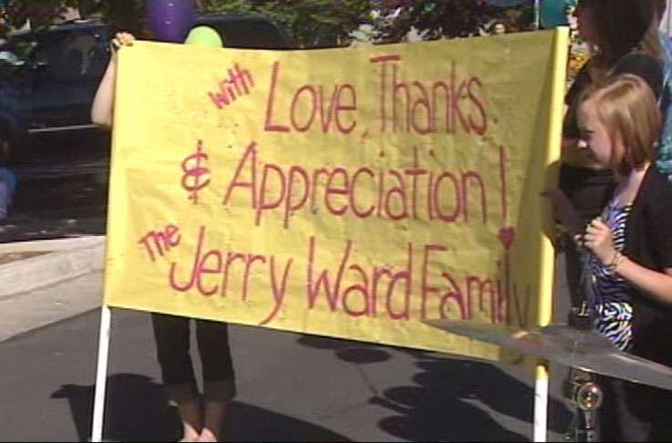 Heart patient thanks hospital staff with musical gift