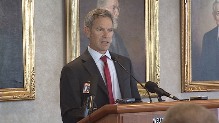 Becker's budget calls for no layoffs, no tax increases