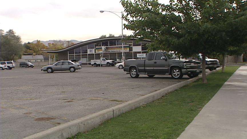 Two Illegal Immigrants Behind Bars for Fake ID Operation