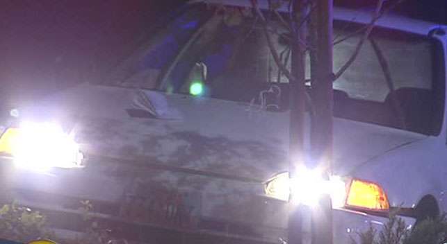 Stolen car crashed, driver surrendered