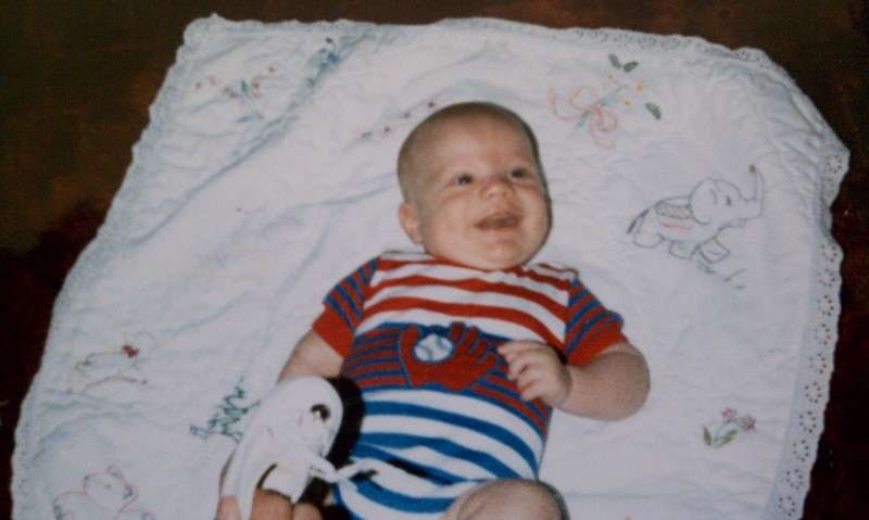 Man meets cop who delivered him as a baby