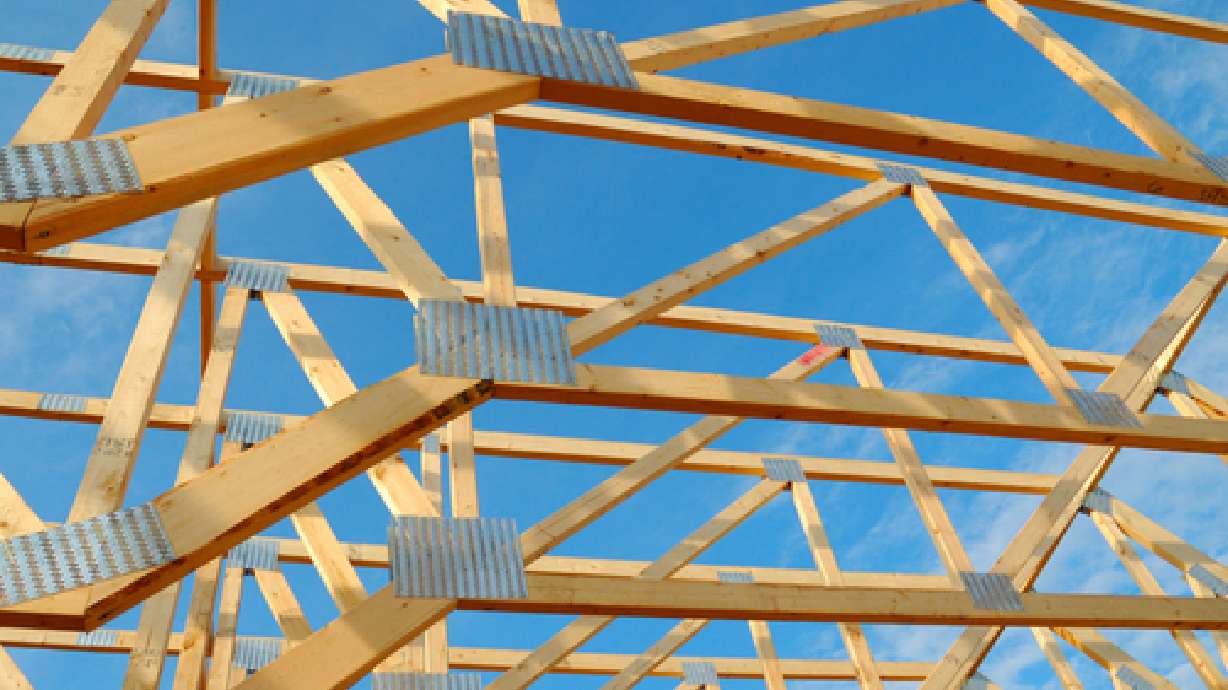 Bill cracks down on Utah builders